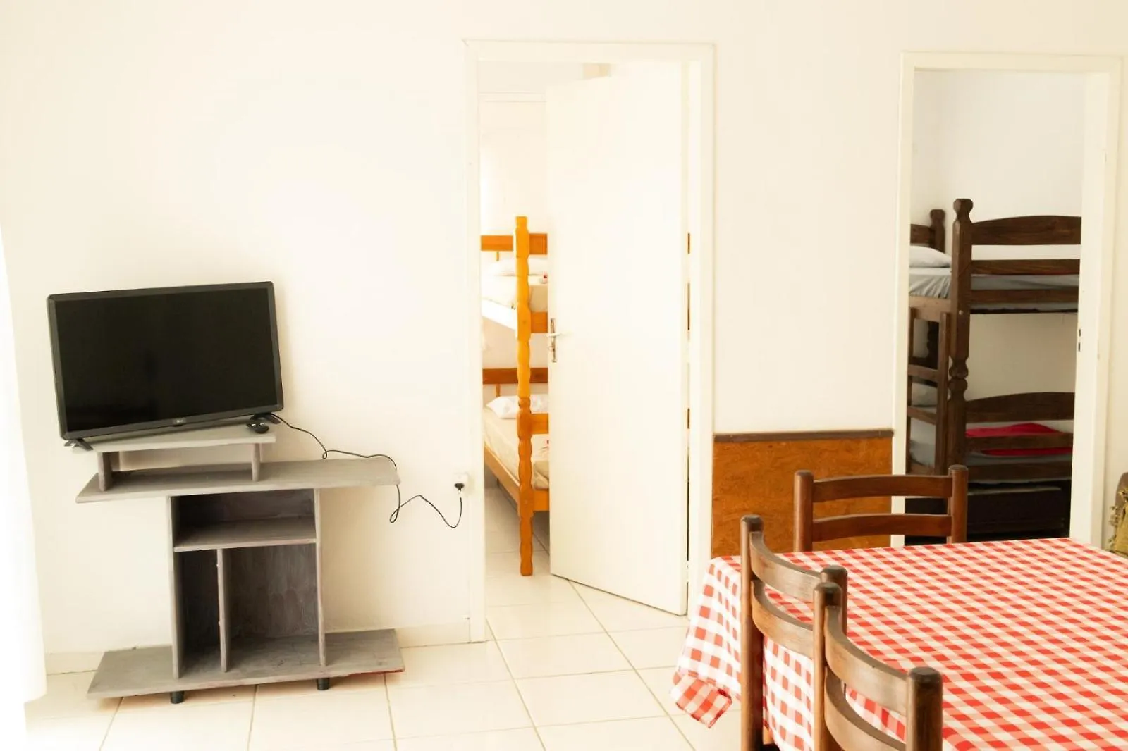Casa De Praia - Residencial De Zimbros - 130 Metros Da Praia Bombinhas 0*,  Brésil